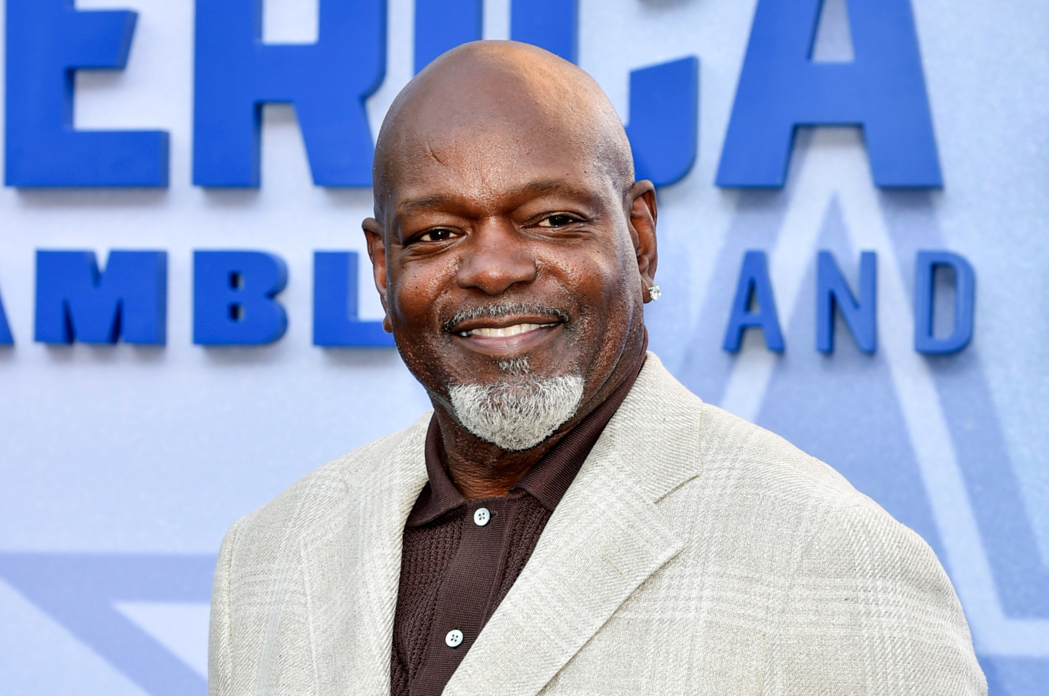 Former Cowboys star Emmitt Smith is sued by a Native American investment company over a $2.5 million loan for wind farm project