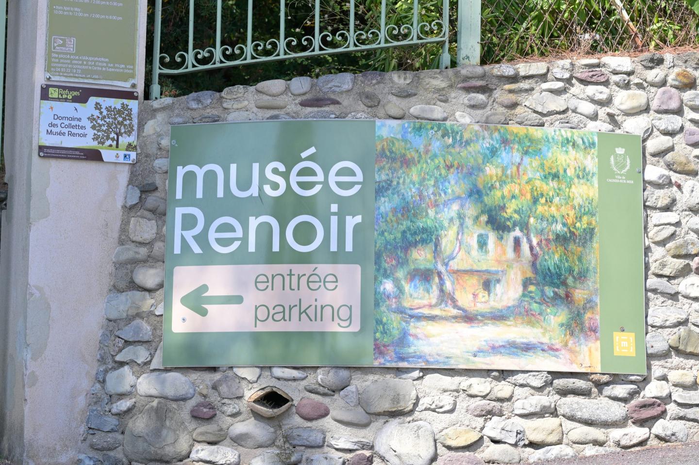 Thieves nabbed a $10.5 million Renoir haul, but the paintings may be worth almost nothing outside the museum
