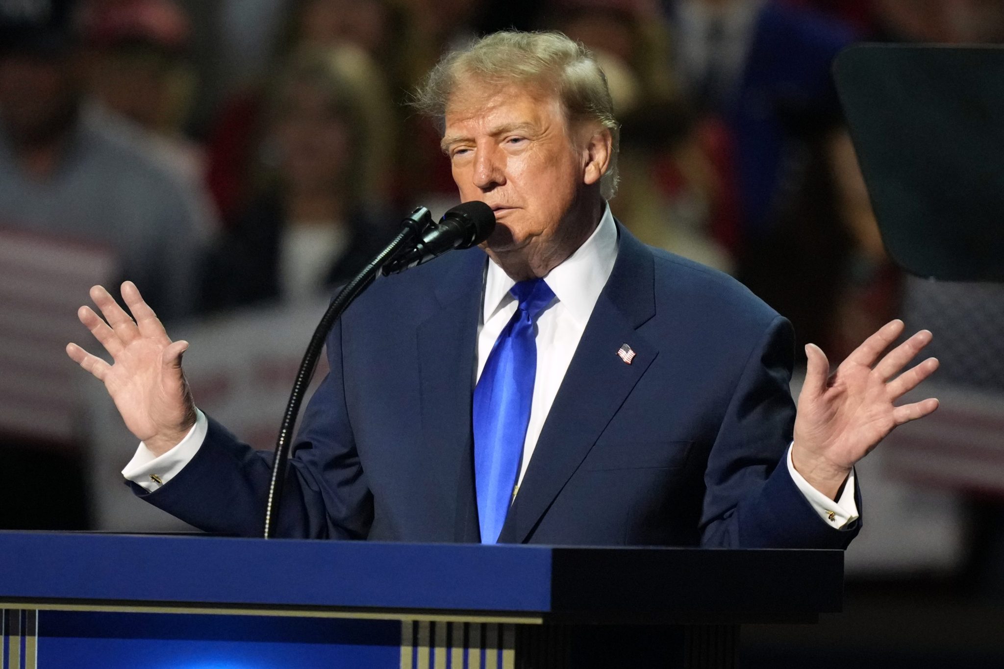 Trump tries to bribe Americans to vote Republican with promise of $5,000 dividend — only if the GOP wins