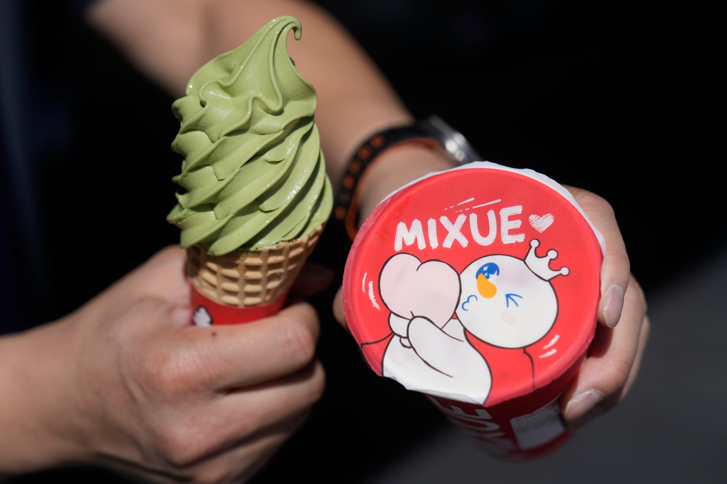 fortune.com - Dee-Ann Durbin - U.S.-China gastrodiplomacy: Despite political tension, fast food chains from both countries gain popularity in each other's territory