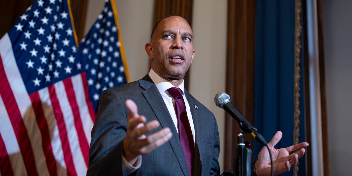‘We are going to hold the crooks accountable.’ Democrats plan vast oversight of Trump administration after midterms—and impeachment is an option