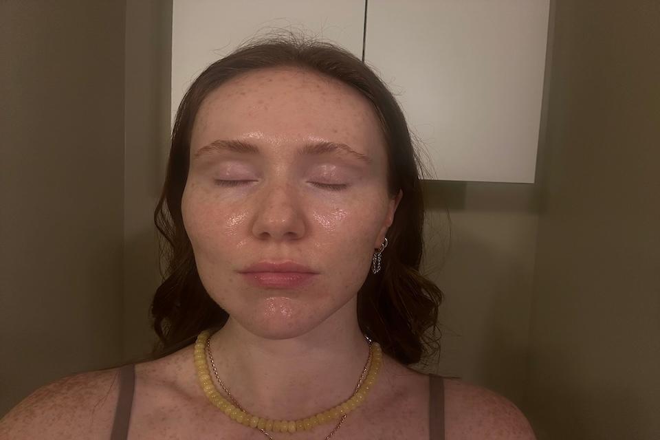 Our tester with the best toner for acne