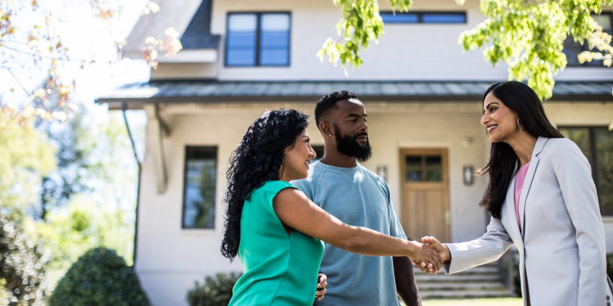 Nearly half of home sellers are now offering incentives to unload their properties—even $20,000 in concessions and all-expenses-paid cruises