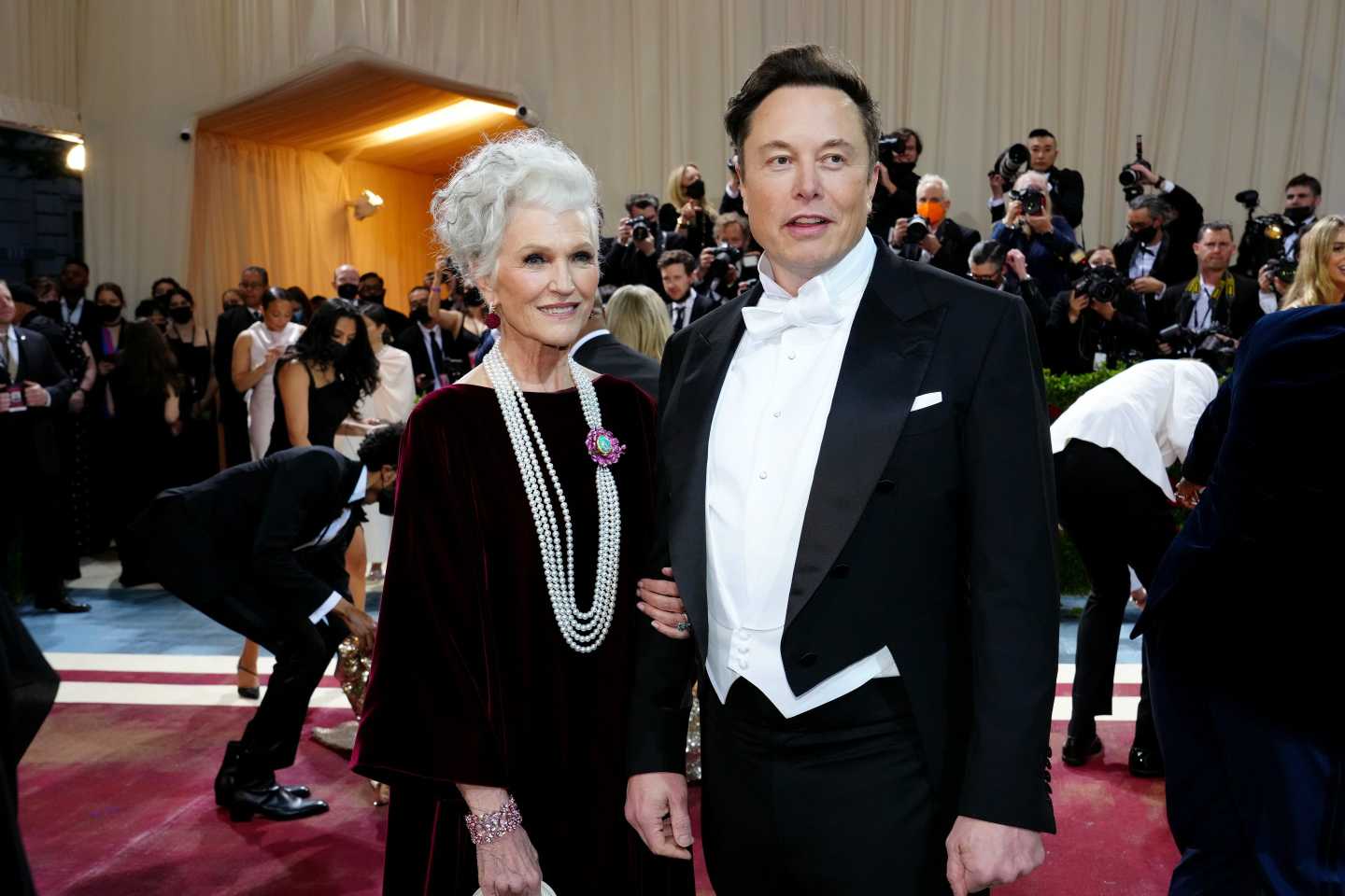 (L-R) Maye Musk and Elon Musk attend The 2022 Met Gala Celebrating "In America: An Anthology of Fashion" at The Metropolitan Museum of Art on May 02, 2022 in New York City.