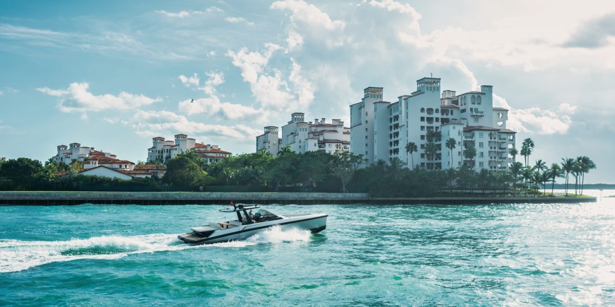 Billionaires are flocking to these 3 Florida localities—here’s how much they save in state taxes