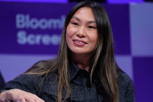 Lucy Guo: AI Makes People Work Harder, Not Less