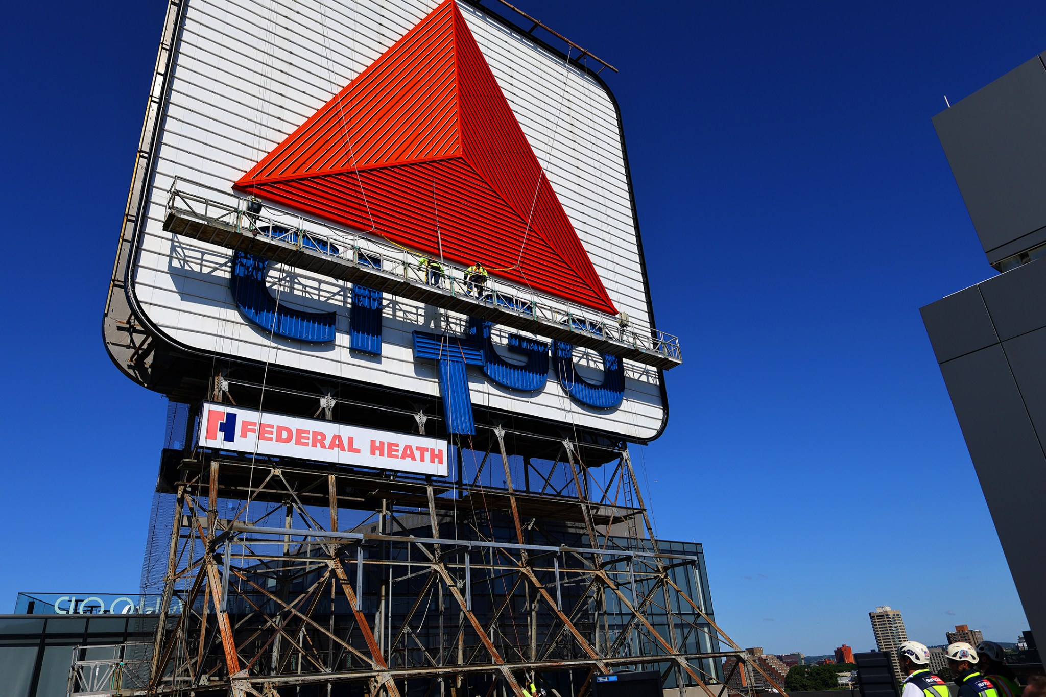 How Trump could wrest Citgo from Elliott Management and hand it back to Venezuela