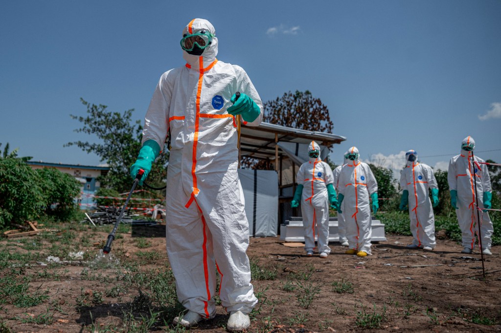 Health workers retrieve the body of a citizen who died of Ebola virus in the Ituri province of the Democratic Republic of the Congo on June 08, 2026. (Photo: Stringer/Anadolu/Getty Images)
