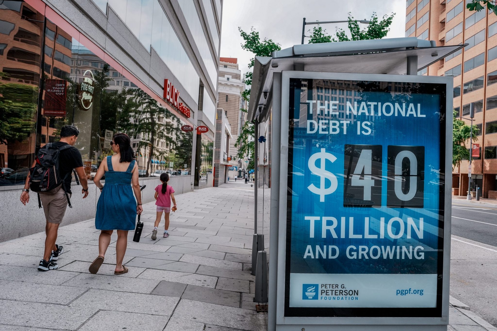 As 10-year Treasury yield hits 5%, debt hawks are eyeing a national debt spiral: ‘If this isn’t a wake-up call, I don’t know what will be’
