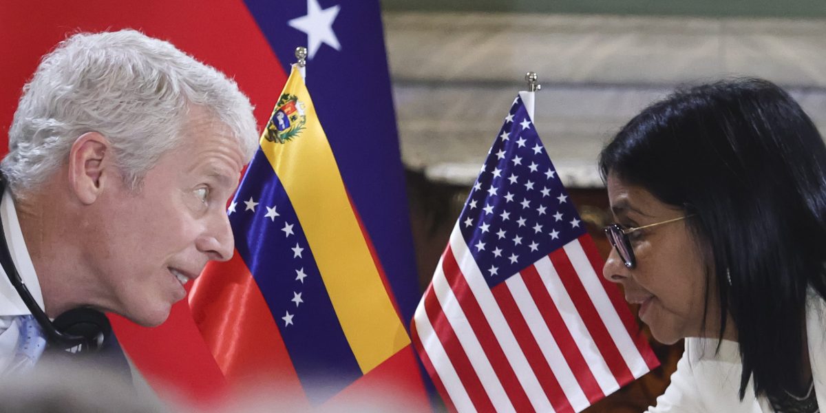 Peru’s Monetary System Would Not Work in Venezuela Peru’s Monetary System Would Not Work in Venezuela