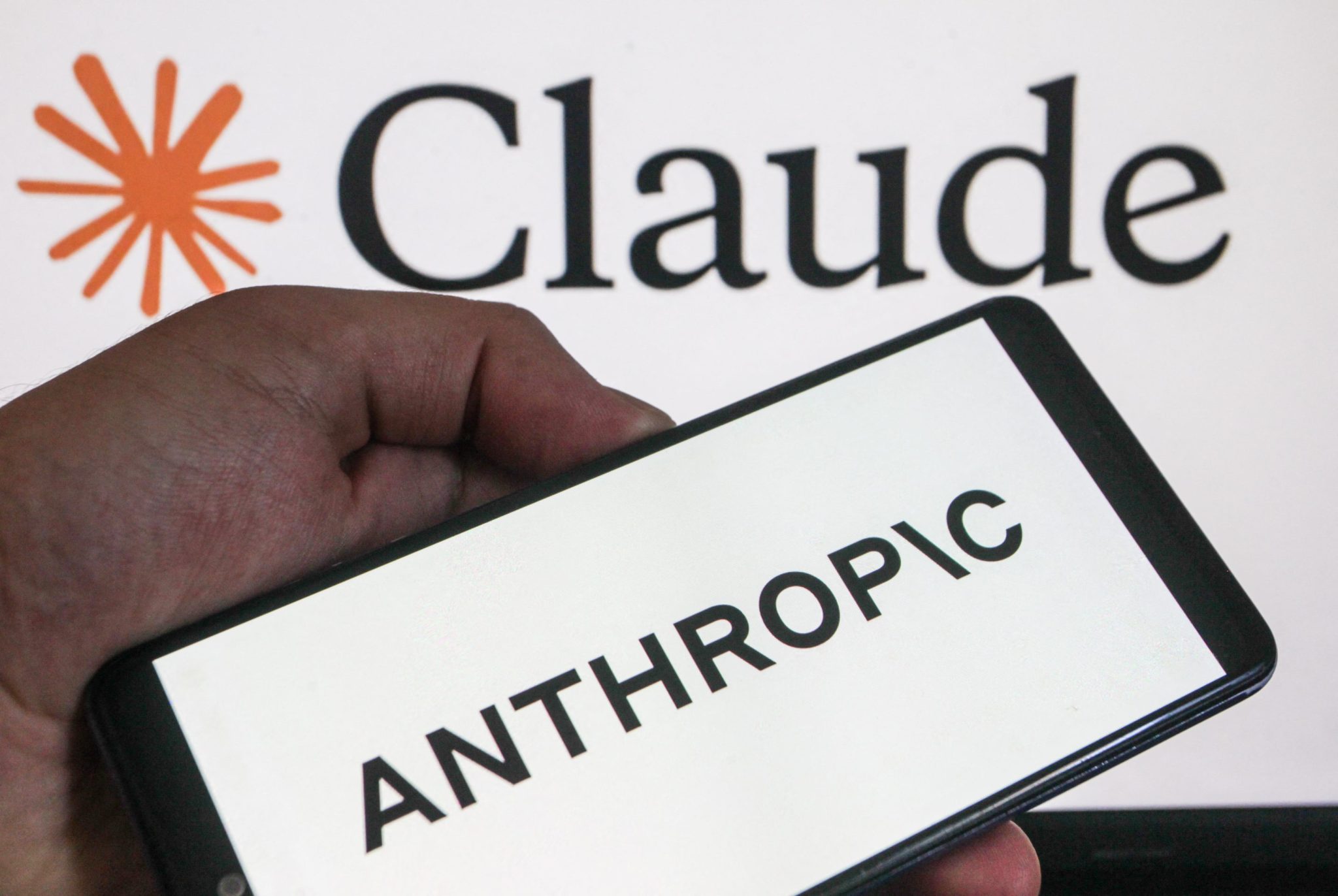 Anthropic merges its Claude chat and agentic Cowork products into a single AI assistant as part of a push to build an AI superapp