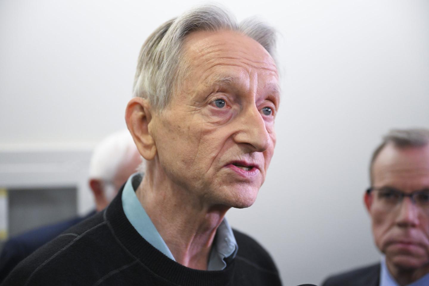 ‘Godfather of AI’ explains how humanity could end: Even without a bad actor, AI ‘may derive subgoals that cause it to want to get rid of people’