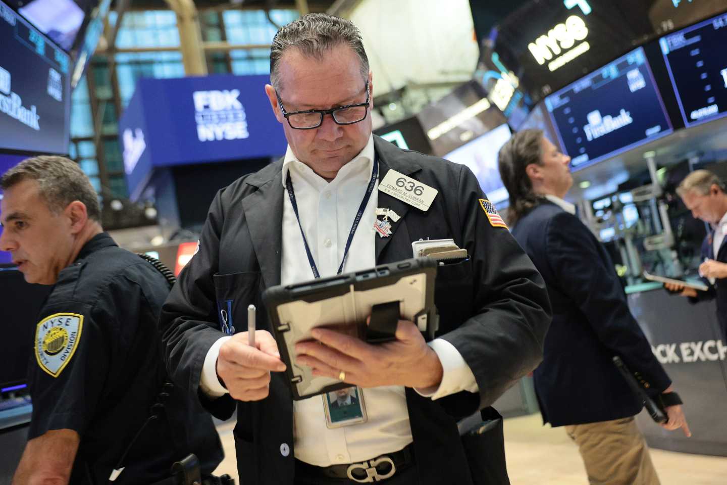 Traders work on the floor of the New York Stock Exchange during morning trading on September 14, 2026 in New York City. (Photo: Michael M. Santiago/Getty Images)