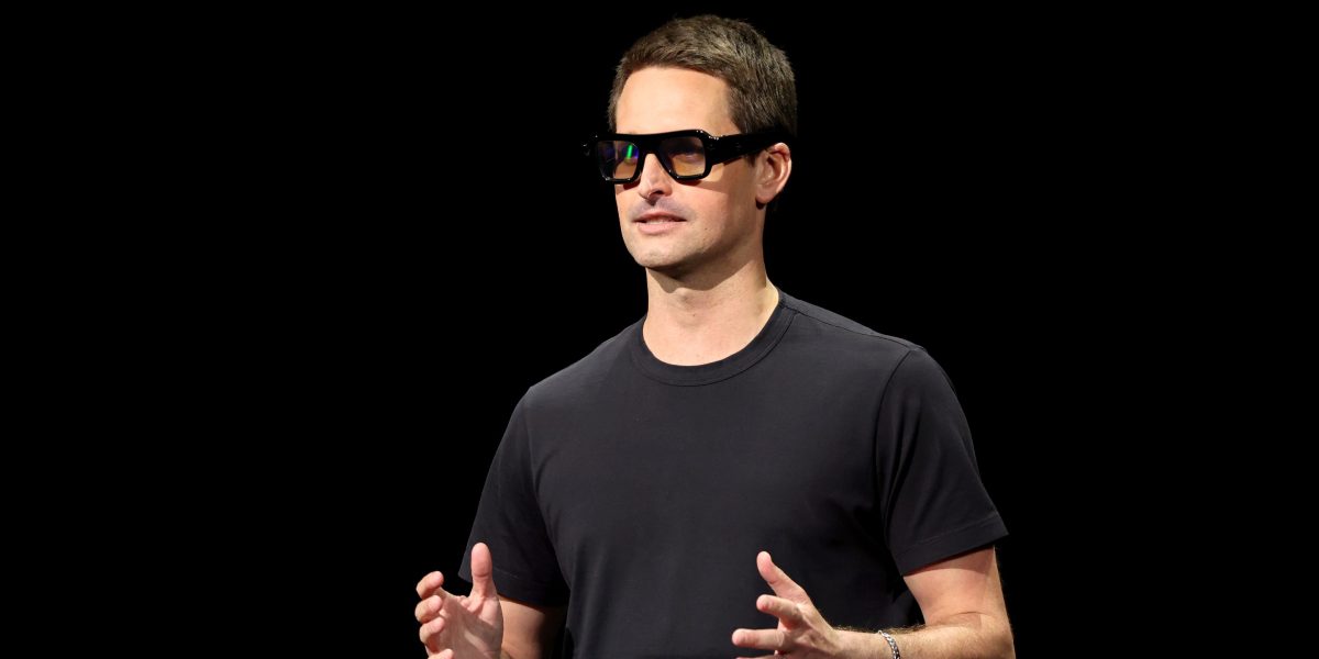 Snap Invests .5 Billion in AR Glasses for Business Use Snap Invests .5 Billion in AR Glasses for Business Use