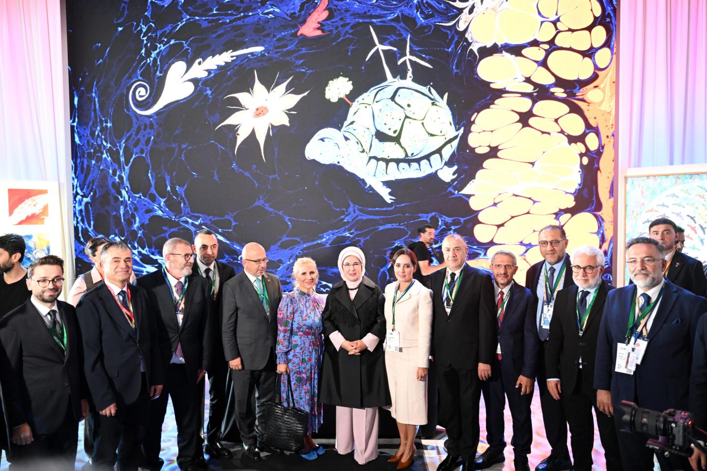 un