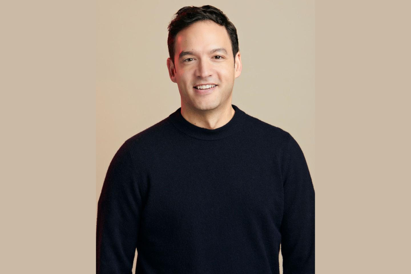 Josh Simon headshot