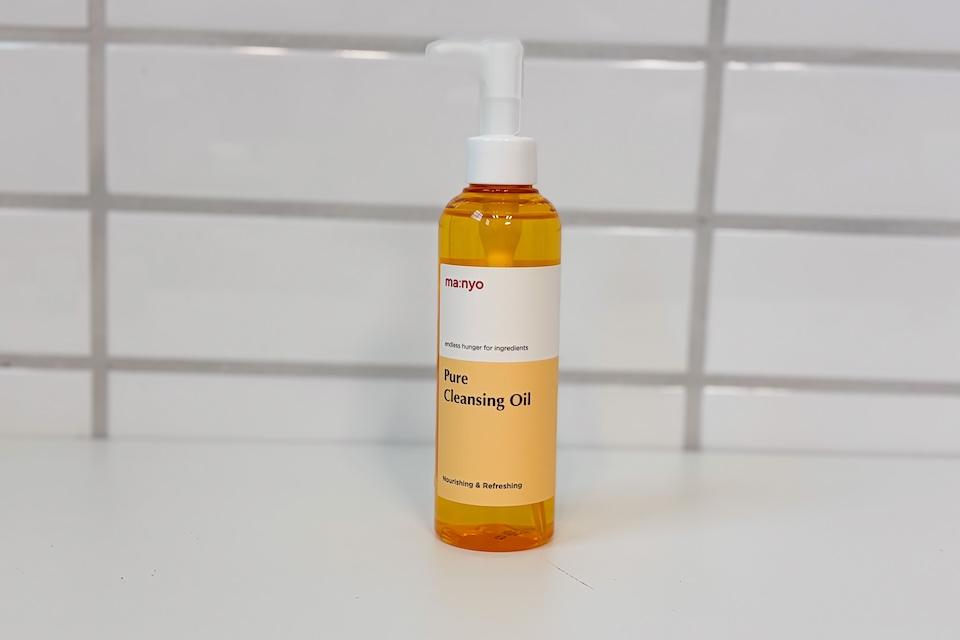Manyo as best oil cleanser