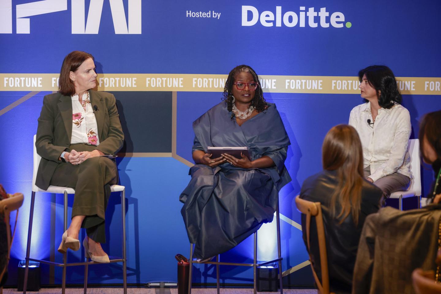 Beth Meagher, US Federal Health Sector Leader Carmen James Randolph, Founding President and CEO, Women’s Foundation of the South Beth Meagher, US Federal Health Sector Leader Moderated by Diane Brady
