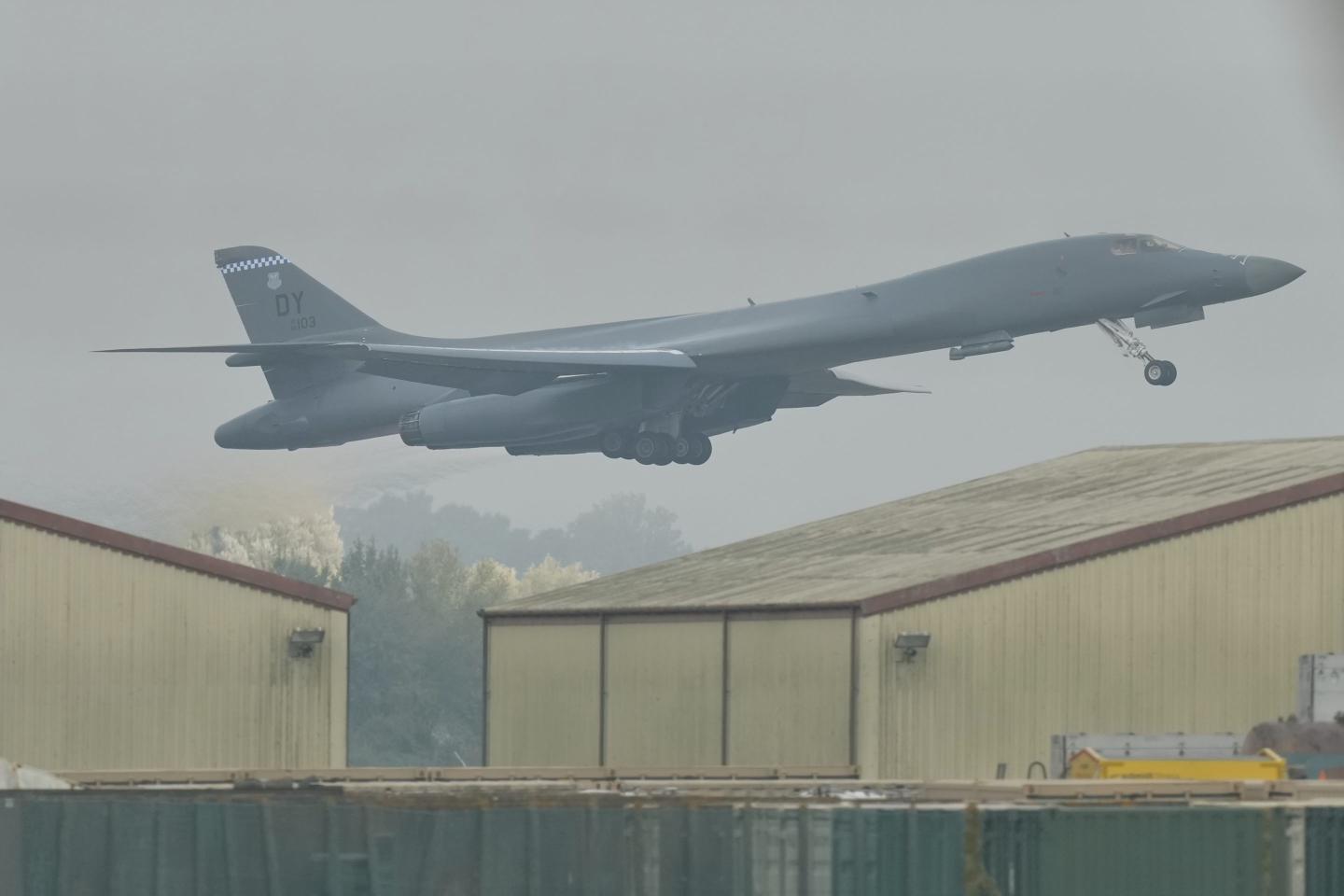 A B-1 bomber takes off from RAF Fairford in Fairford, England, Tuesday, Sept. 29, 2026. 