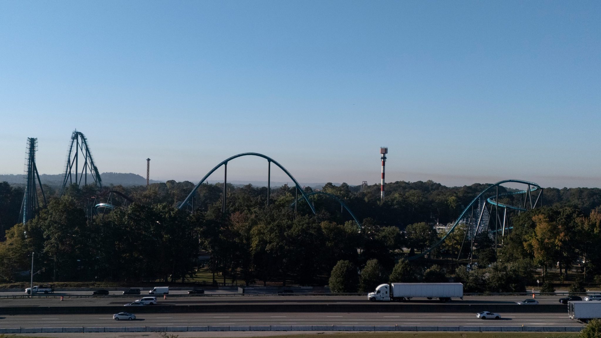 ‘Who’s watching those in these organizations?’: Experts and policymakers look to close ‘loophole’ regulations on park rides following Six Flags’ death