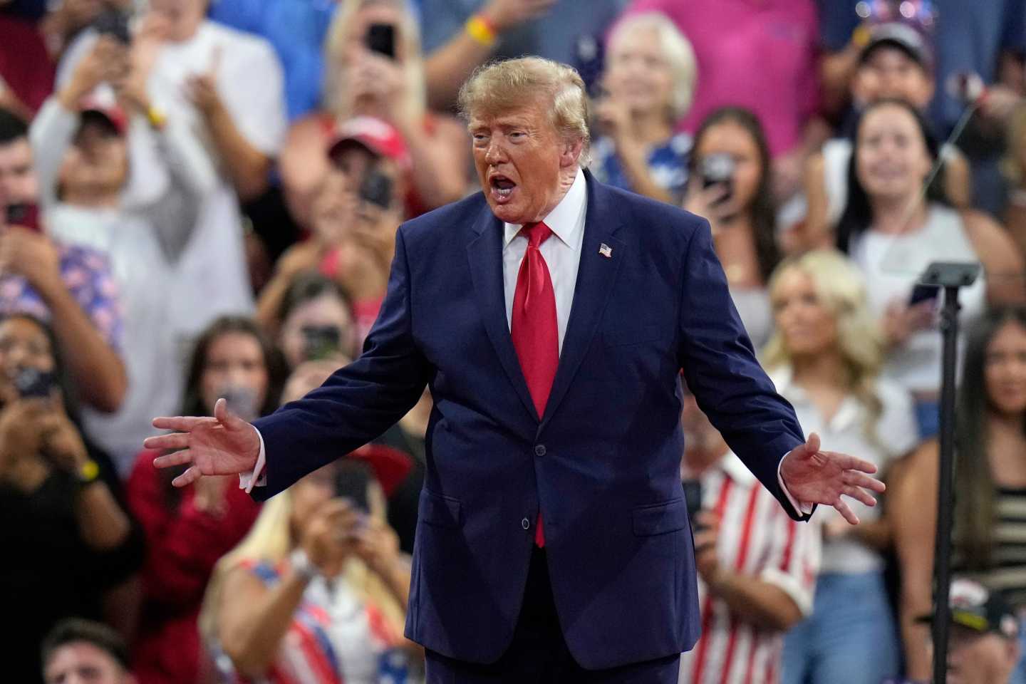Trump suggests U.S. warships ‘do a little stopover’ in Cuba after Iran war, while Rubio pushes Cubans toward a ‘discrete partnership with the CIA’