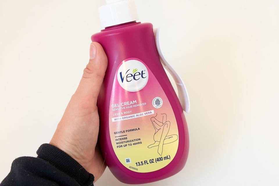 Our tester with the best hair removal cream 