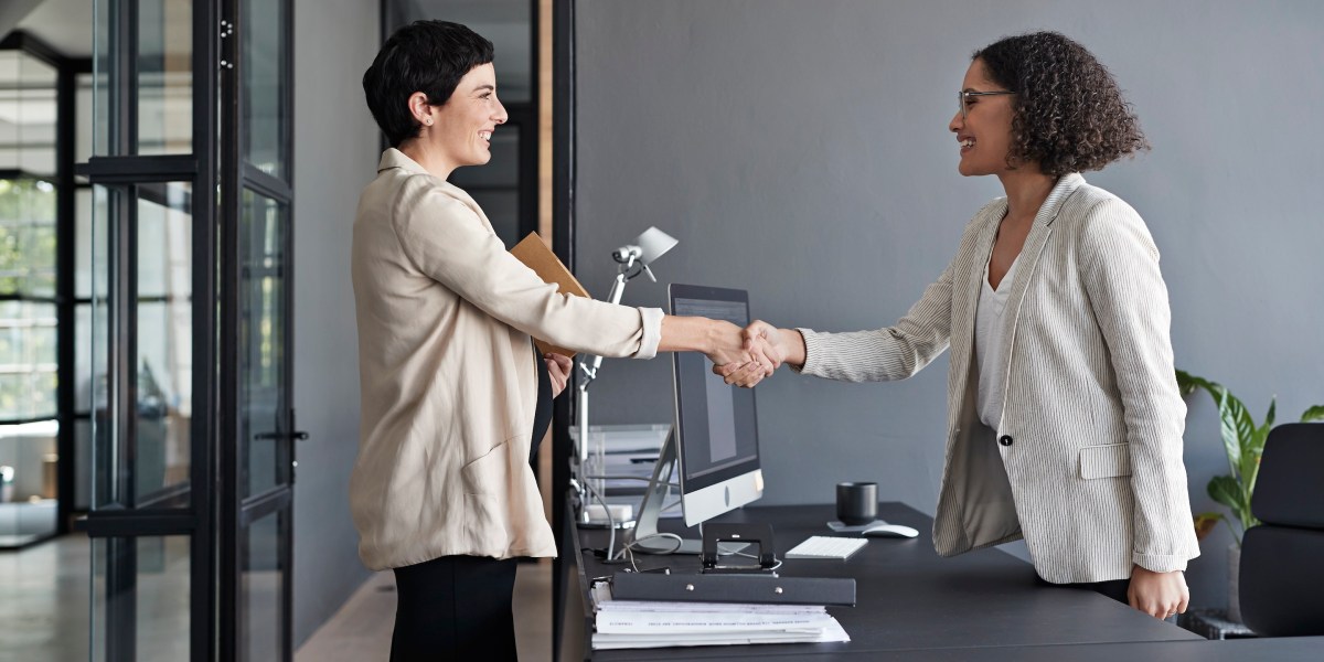 Job-hopping got workers an 18% raise in 2022. Now it’s 8%—and Gen Z is hurt the most Job-hopping got workers an 18% raise in 2022. Now it’s 8%—and Gen Z is hurt the most
