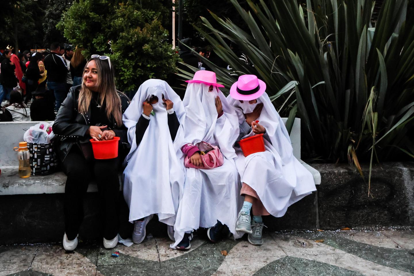 Parents are among Halloween's biggest spenders even as economic uncertainty squeezes budgets. 
