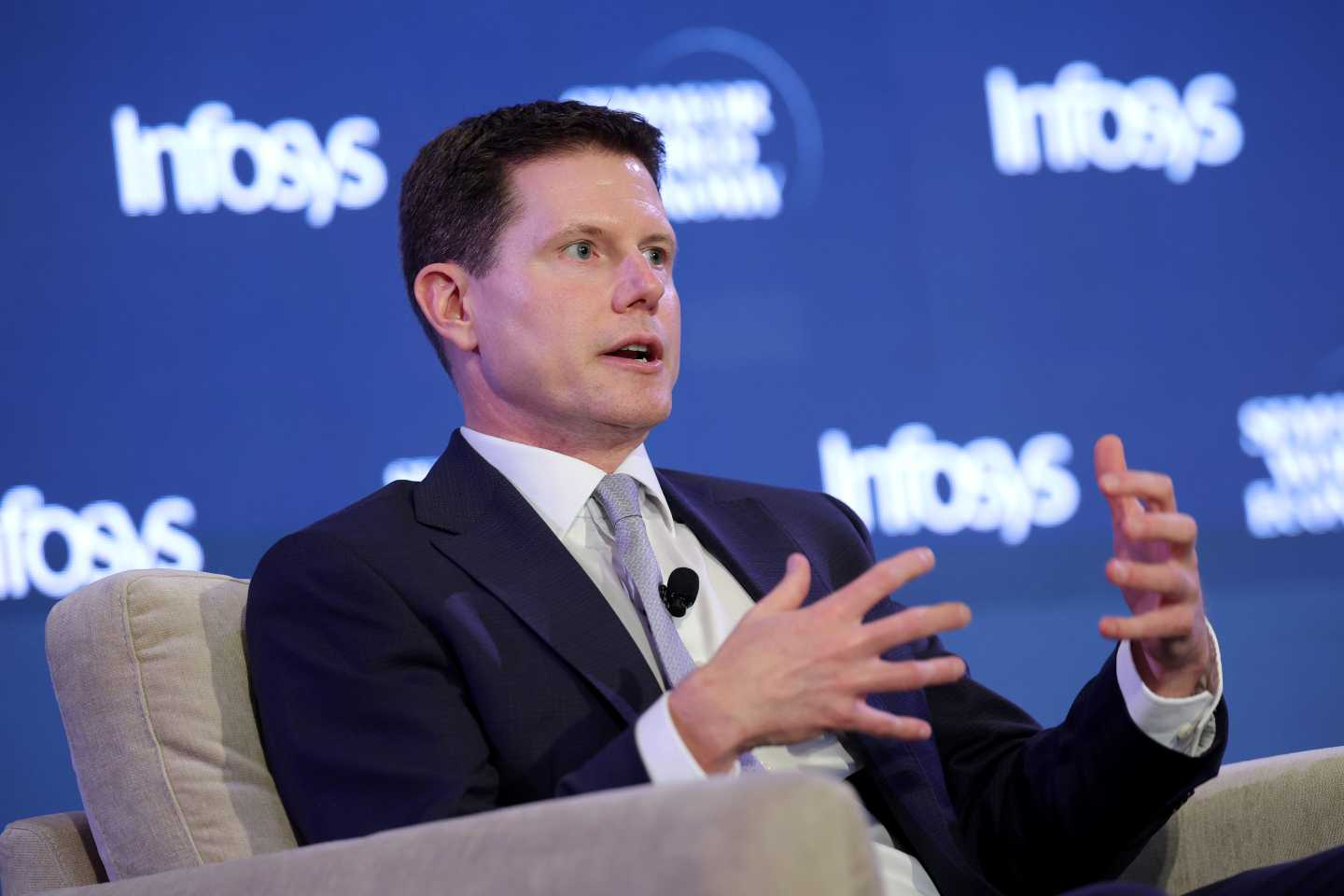 Whole Foods CEO says grocery will turn Amazon from the ‘everything store’ into the ‘everyday store’