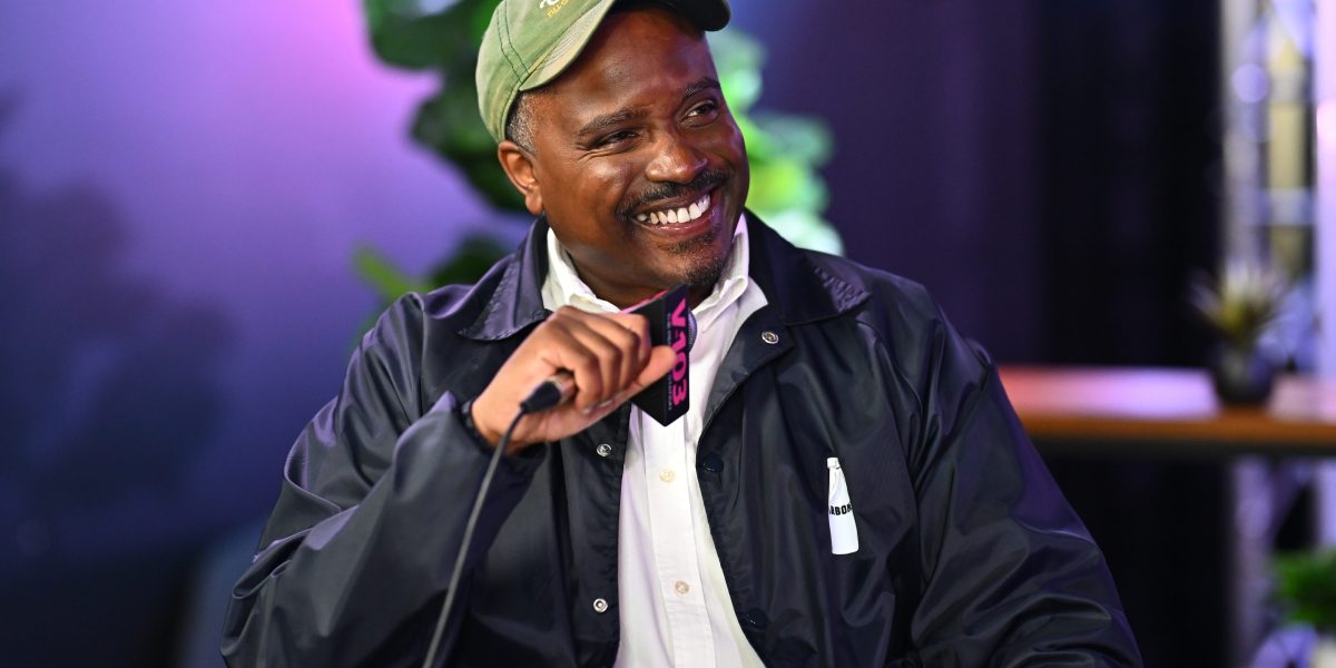Disney offered a 13-year-old $2 million to sing in The Lion King—his mom took $100k plus royalties instead. He’s still getting paid 32 years later