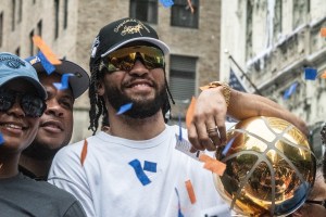 MSG Sports is splitting the Knicks and Rangers into two stocks, and history says spin-offs tend to beat IPOs