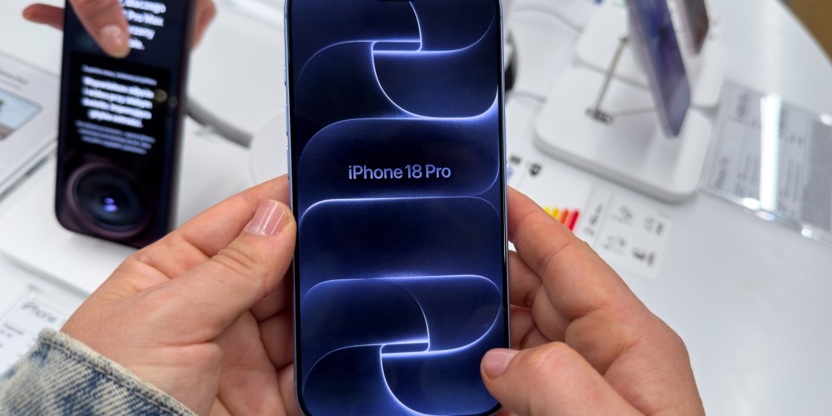 A $100 price hike may be all it takes to scare off iPhone buyers in this economy, as Apple reportedly slashes orders
