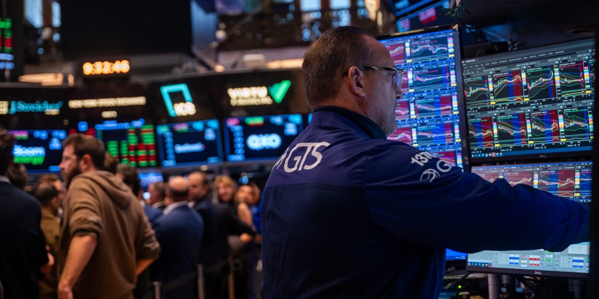 Markets: As bond yields cool off, stock buyers step in where angels fear to tread