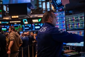 Markets: As bond yields cool off, stock buyers step in where angels fear to tread