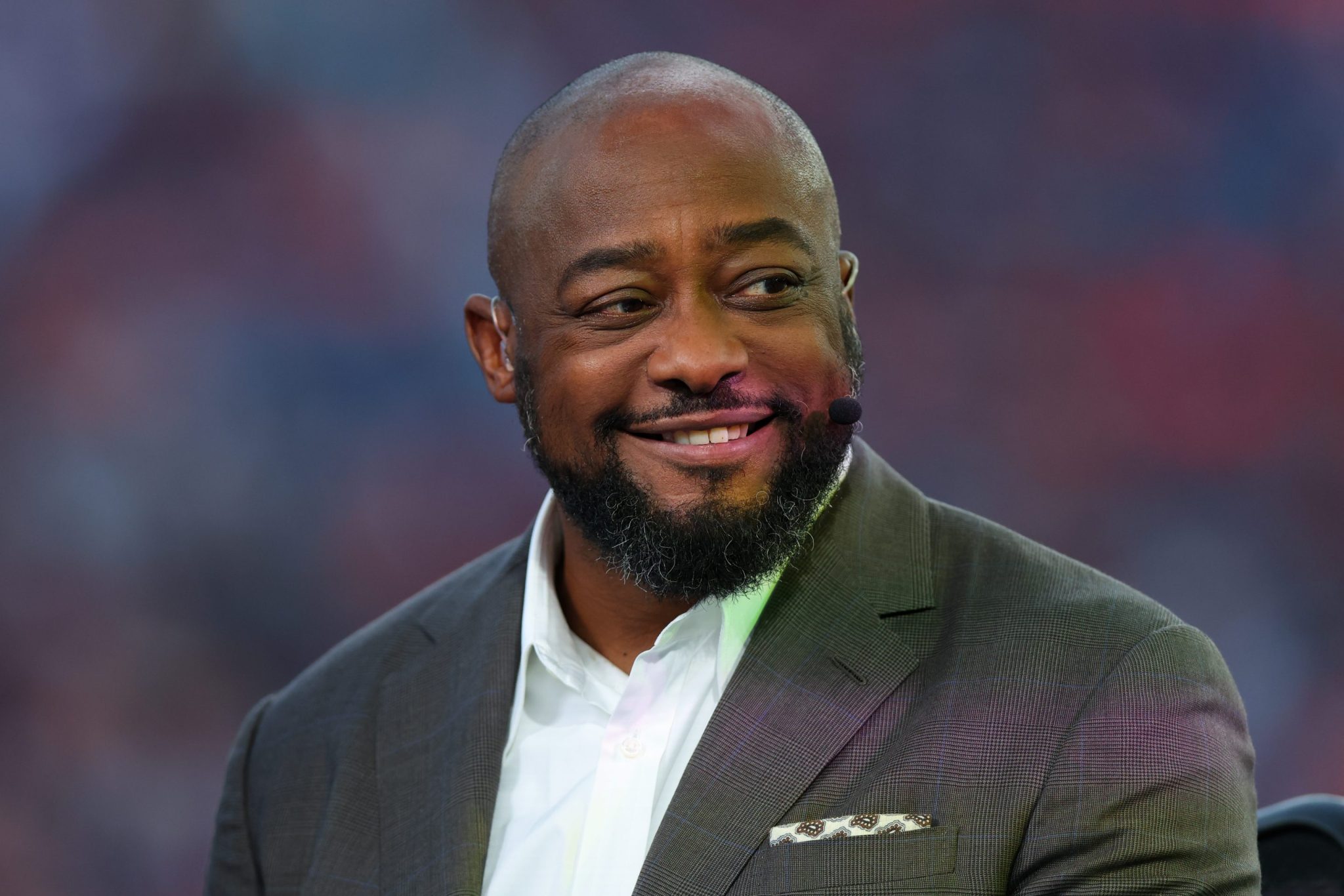 Warren Buffett watches YouTube, David Solomon DJs, and this former NFL coach spent 12 years playing Minecraft