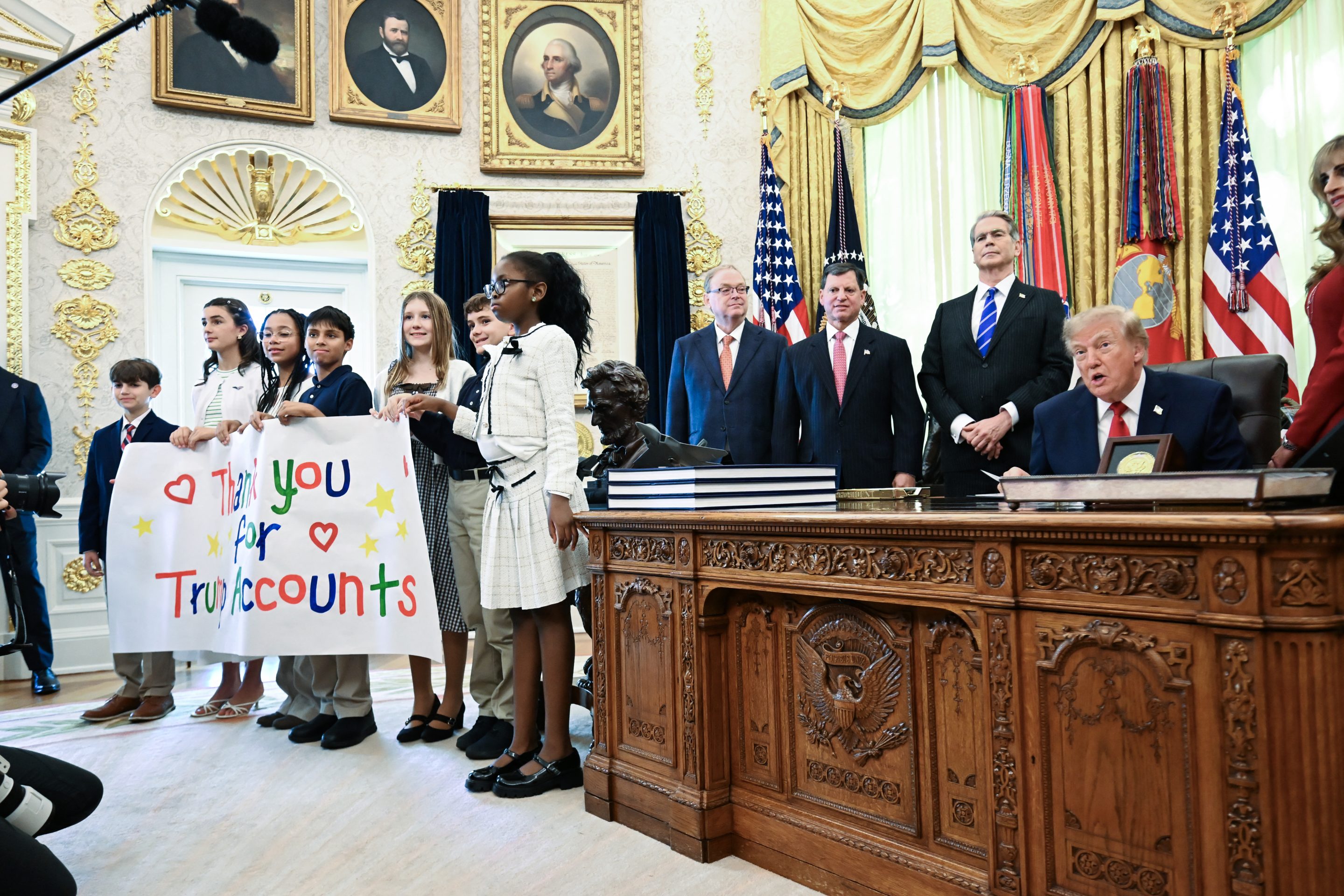 fortune.com - Sarah Cannon - Innovation Accounts should do for the potential AI job wipeout what Trump Accounts did for children