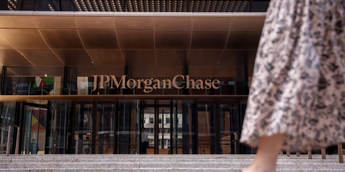 JPMorgan asks judge to dismiss ex-banker’s ‘sex slave’ suit as his sister recants and a third law firm seeks to drop him