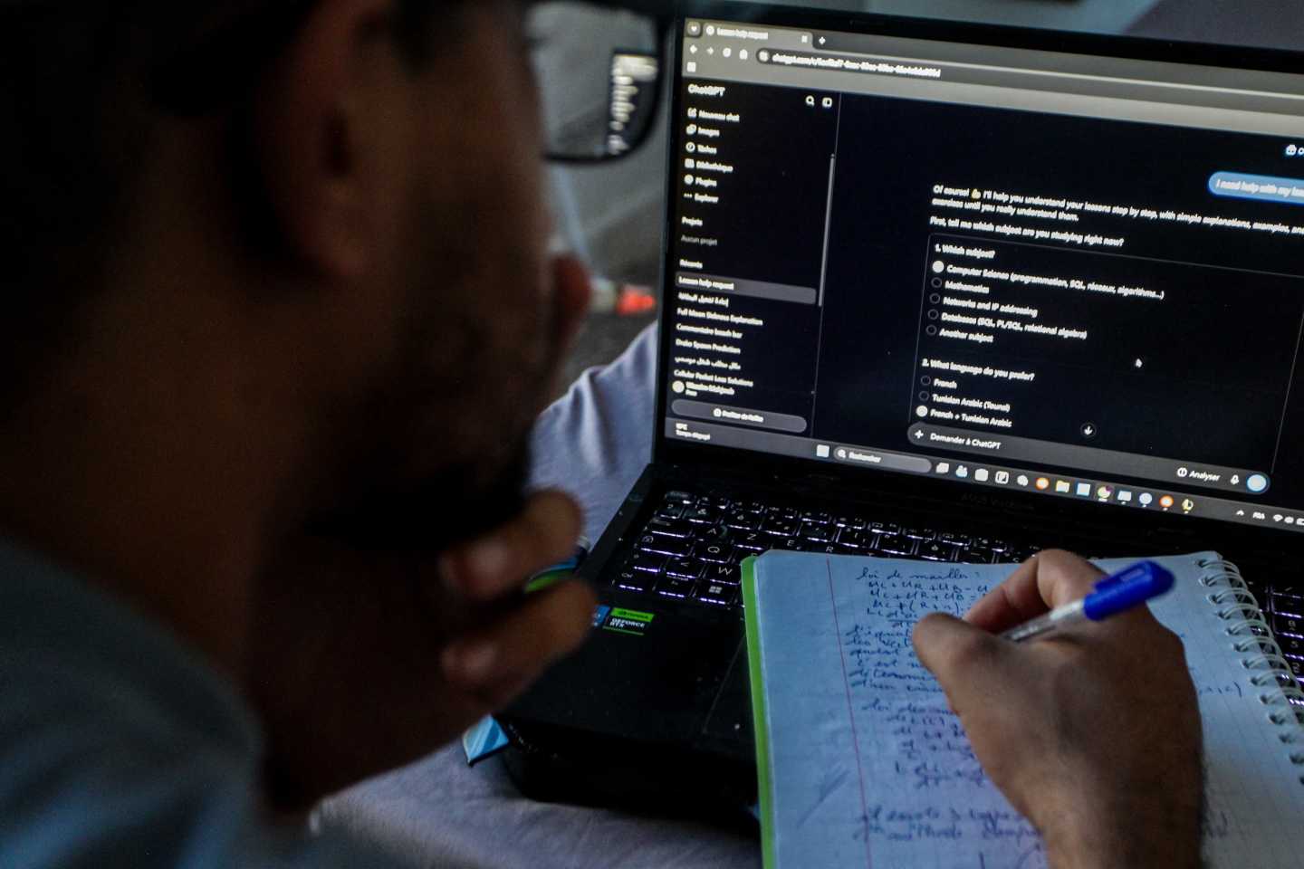 ChatGPT now lets you lock private chats with a PIN—but forgetting it could erase them for good